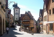 Rothenburg - l'angolo della città chiamato "Plönlein" con la torre "Sieber" che fa parte della cinta muraria